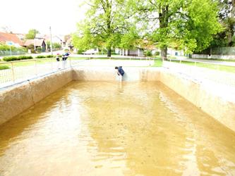 7. Čištění požární nádrže - jaro 2015