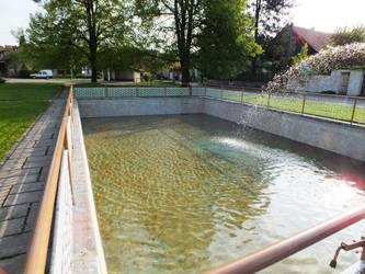 42. Čištění požární nádrže - jaro 2015