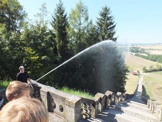 60. Dálková doprava vody