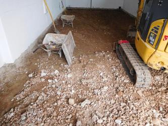 9. Nová podlaha v garáži