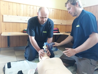 10. Školení obsluhy AED