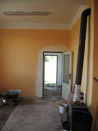 9. Zbrojnice ve Lhotách