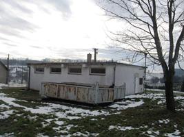 24. Zbrojnice ve Lhotách